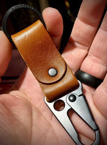 Rustico Leather Clip keychain