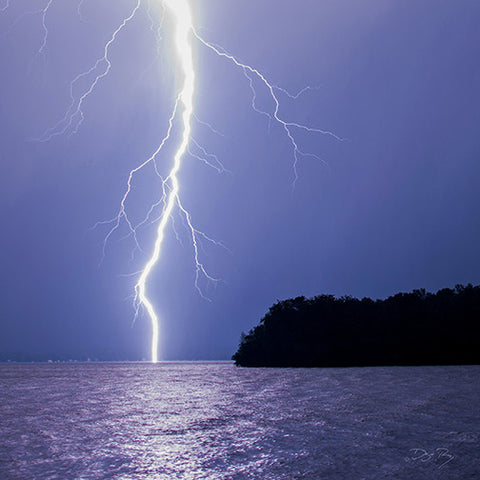 Lightning at McDonald point glass print 11"x11"