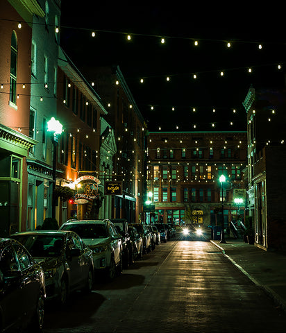 Stereographic Card - In the Spotlight (Linden Street, Geneva NY)